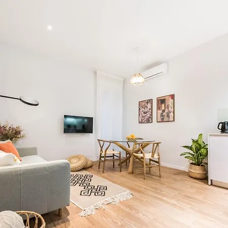 New Design Apartment Barrio De Las Letras Madrid Exterior foto