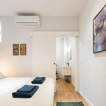 New Design Apartment Barrio De Las Letras Madrid Exterior foto